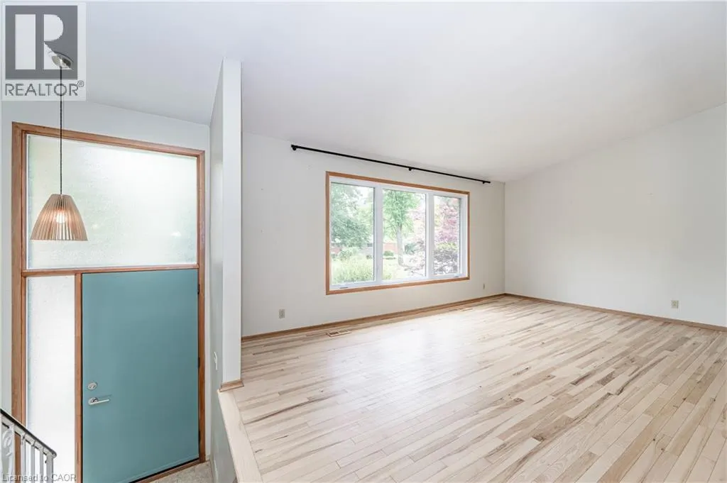 58 CYPRUS Drive Unit# UPPER, #UPPER