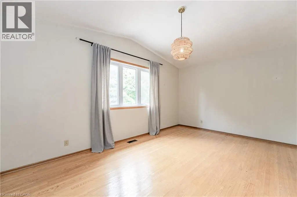 58 CYPRUS Drive Unit# UPPER, #UPPER