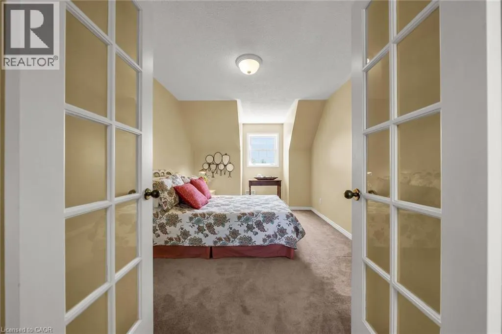 1042 RIVER Road