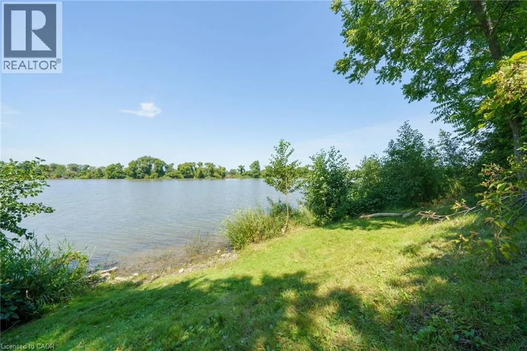 1042 RIVER Road
