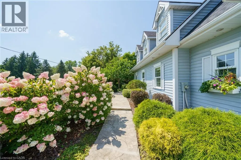 1042 RIVER Road
