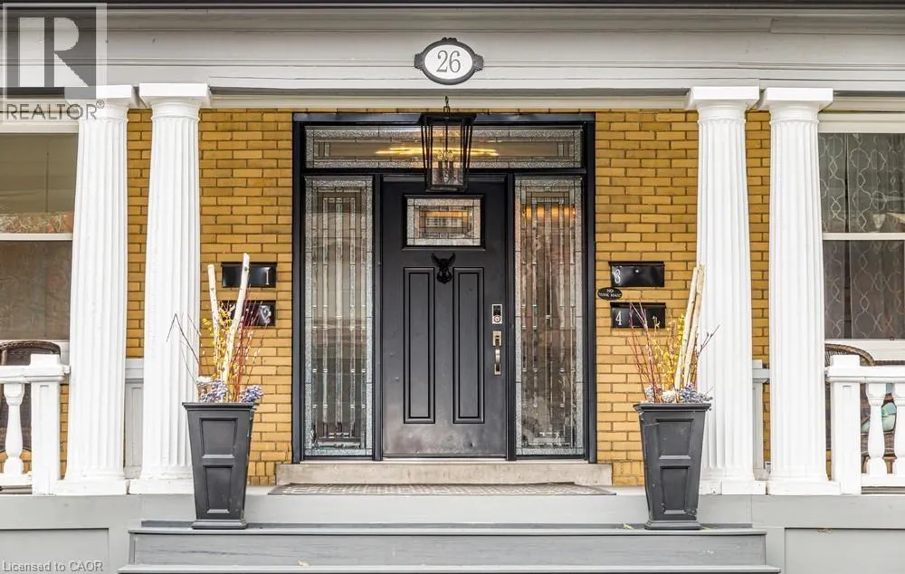 26 HOMEWOOD Avenue