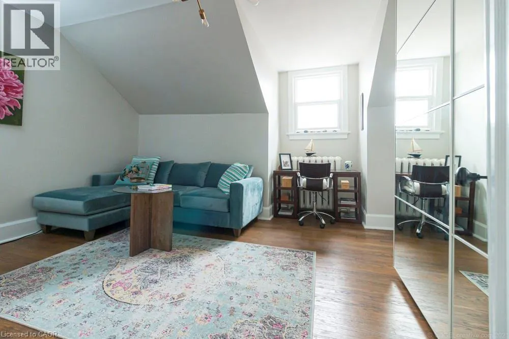 26 HOMEWOOD Avenue
