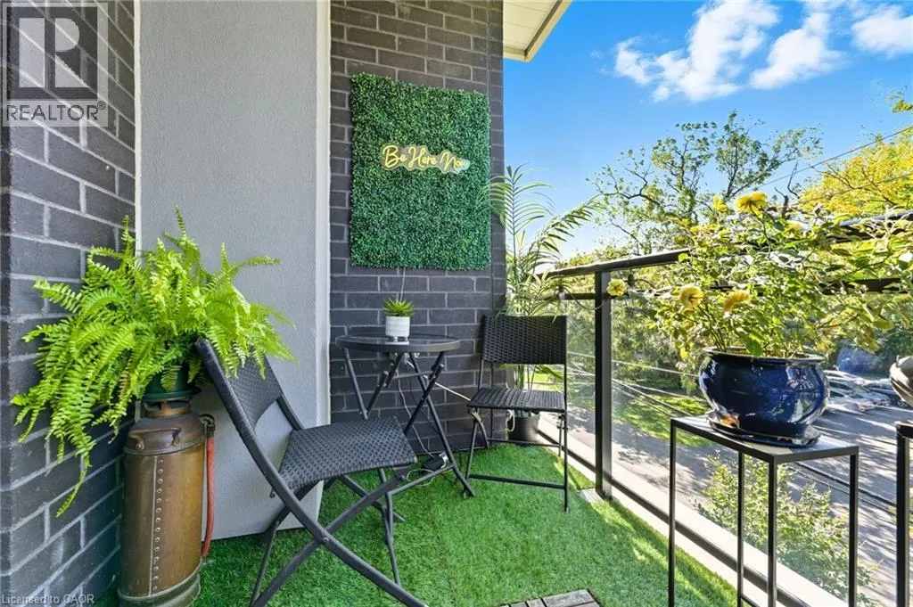 320 PLAINS Road E Unit# 307, #307