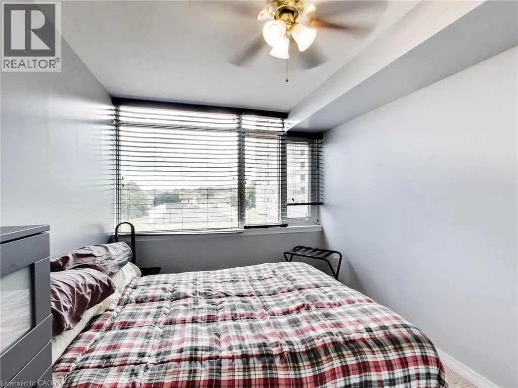 30 HARRISFORD Street Unit# 405, #405