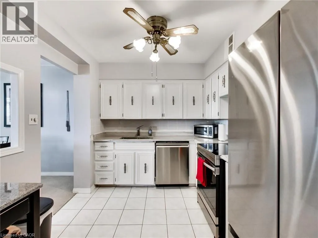30 HARRISFORD Street Unit# 405, #405