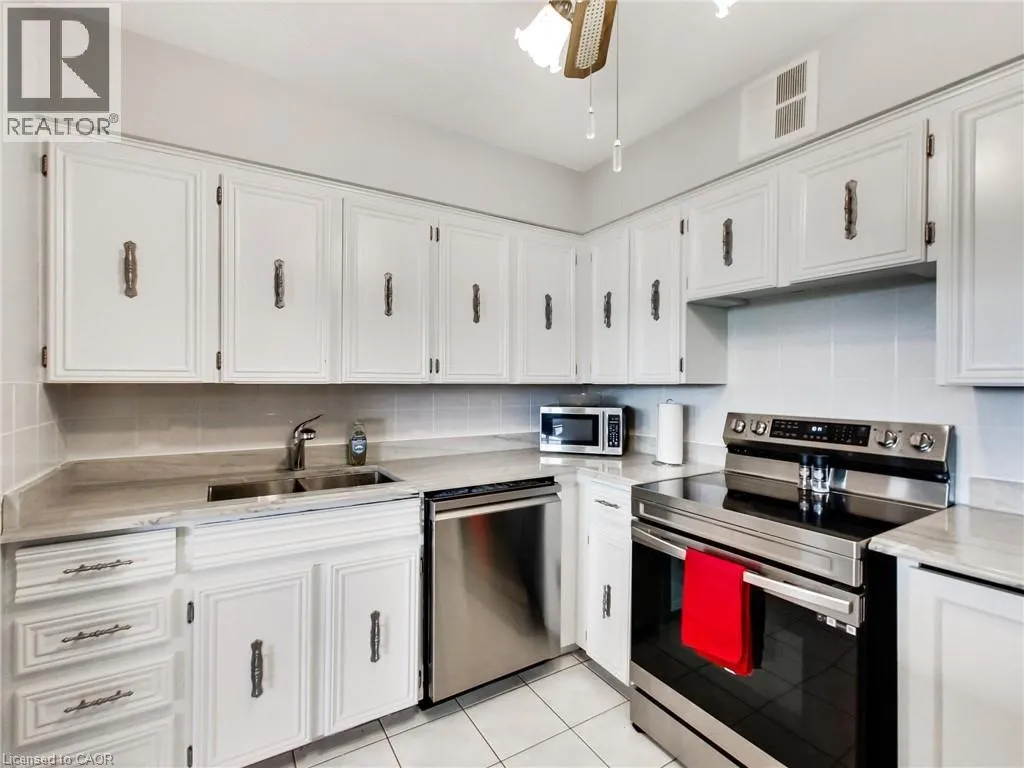 30 HARRISFORD Street Unit# 405, #405