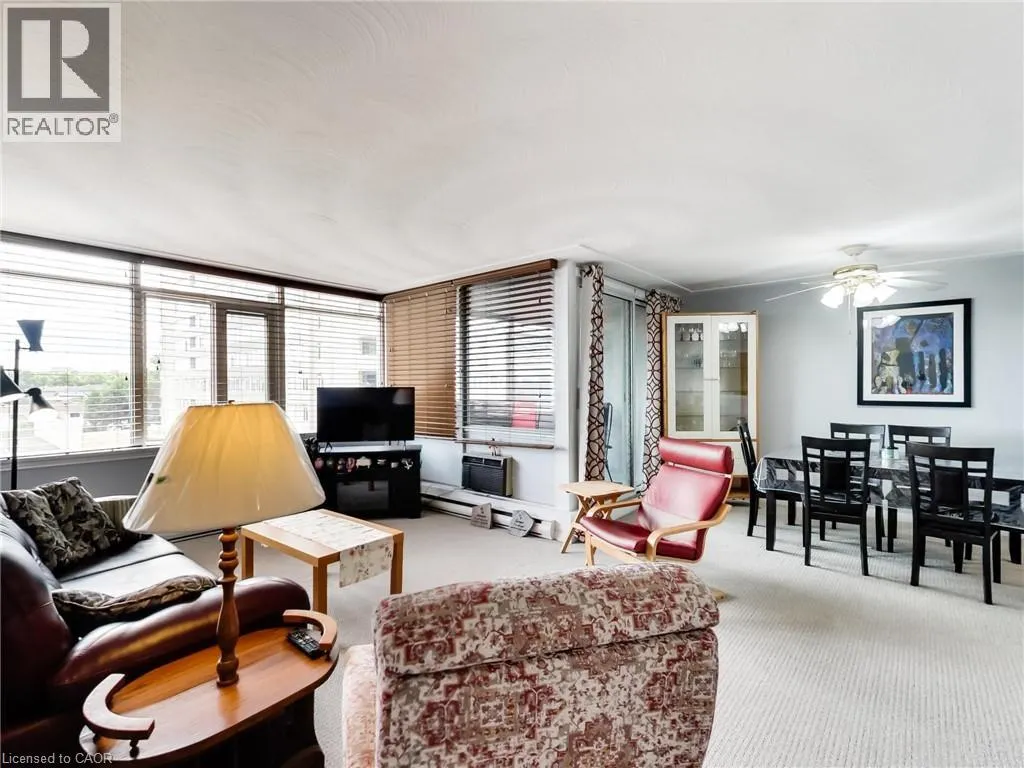 30 HARRISFORD Street Unit# 405, #405