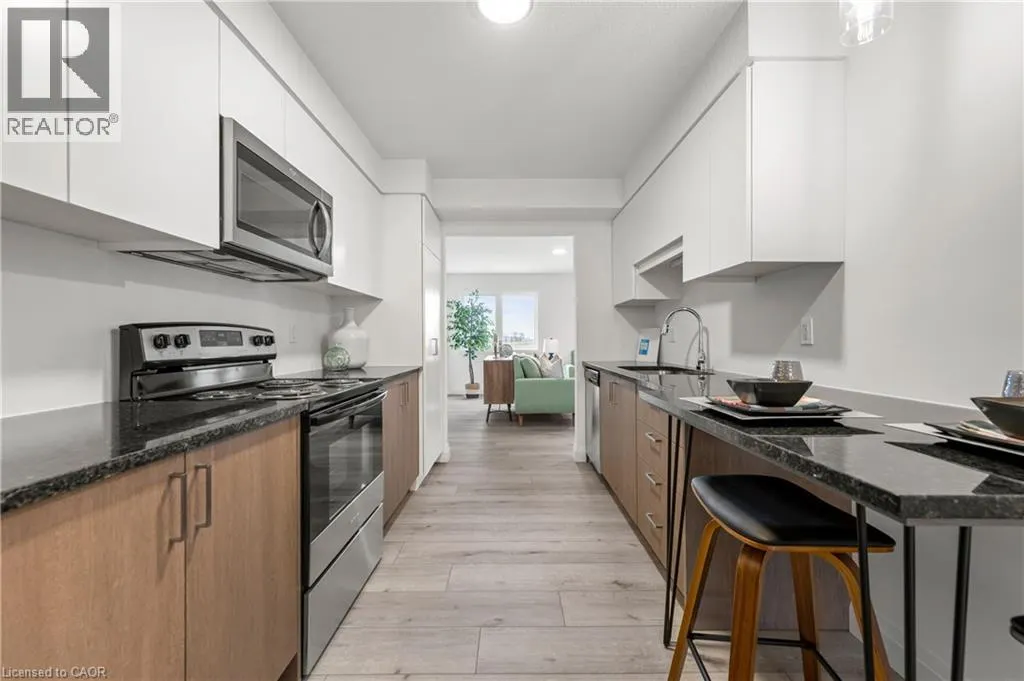 182 BRIDGE Crescent Unit# 7, #7