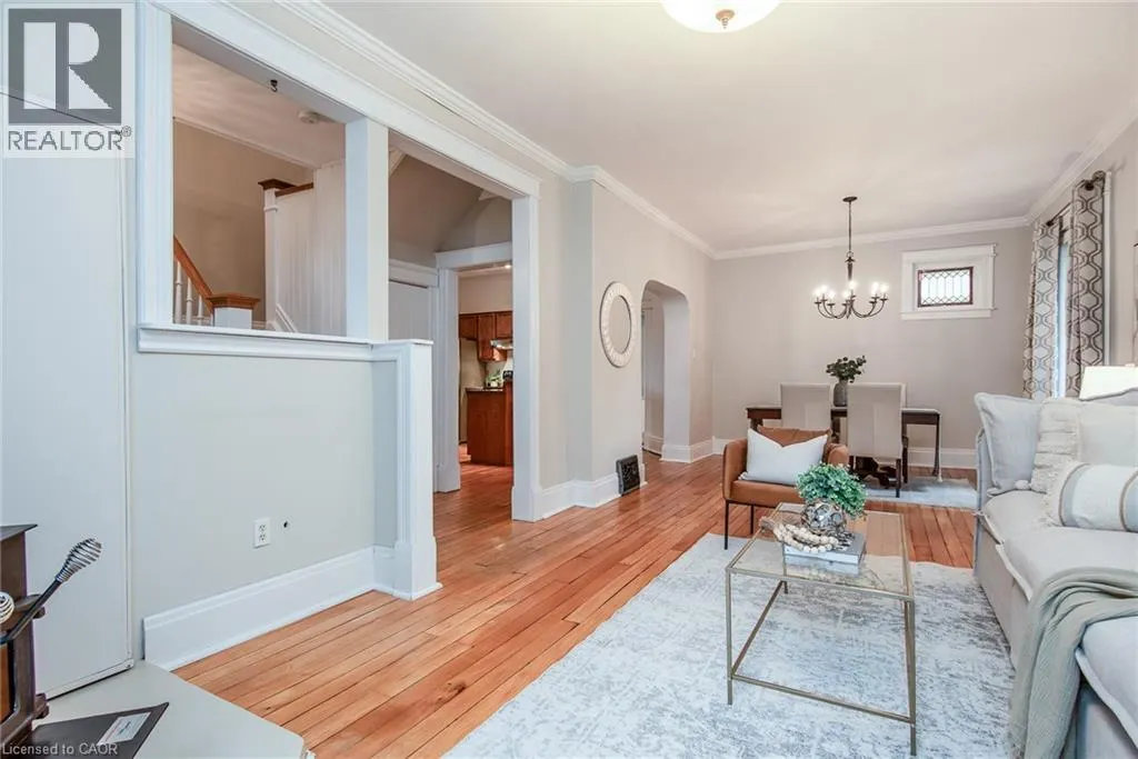 1159 QUEENS BUSH Road