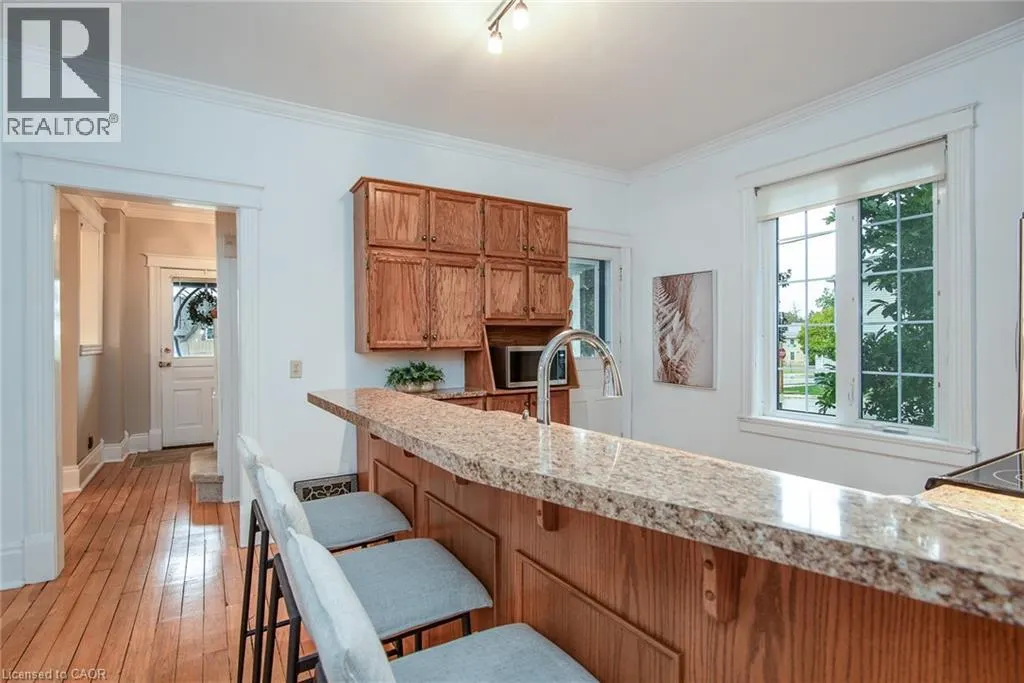 1159 QUEENS BUSH Road