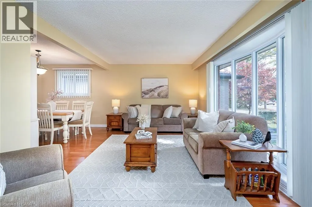 177 LAVINA Crescent
