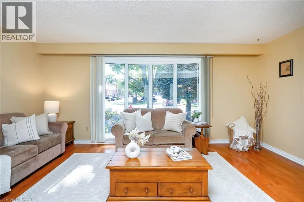 177 LAVINA Crescent