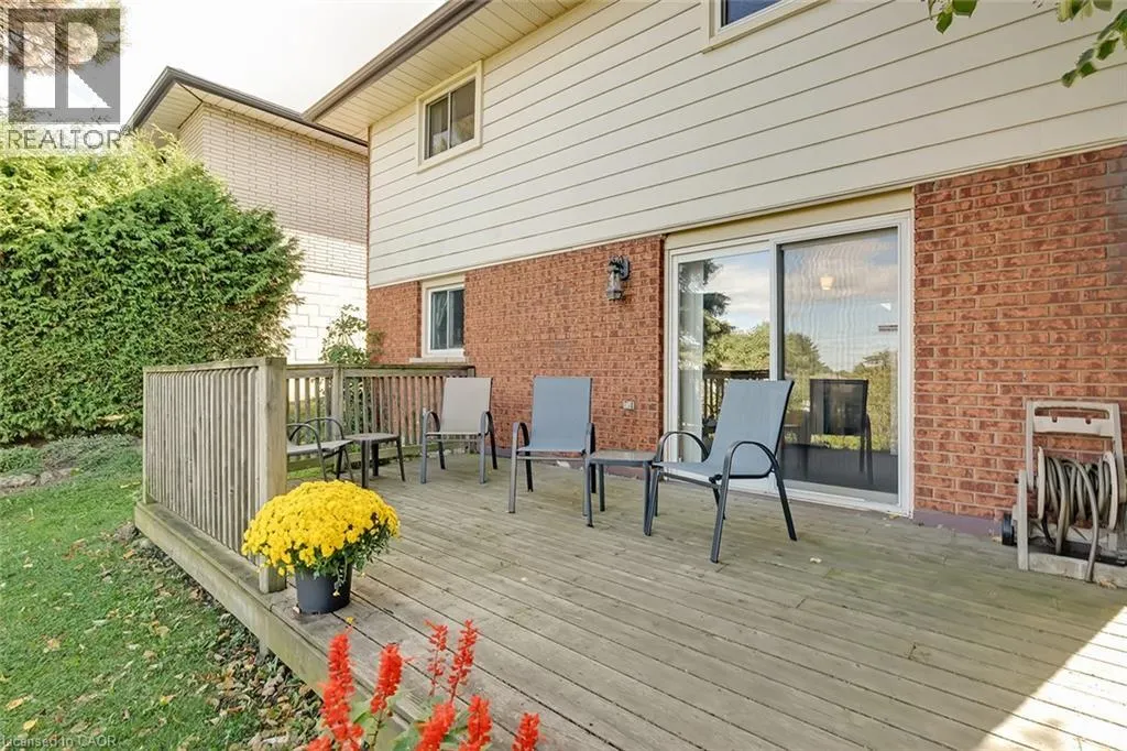 177 LAVINA Crescent