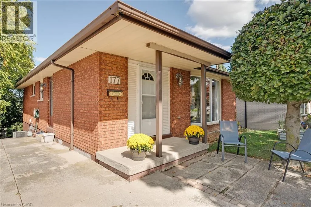 177 LAVINA Crescent
