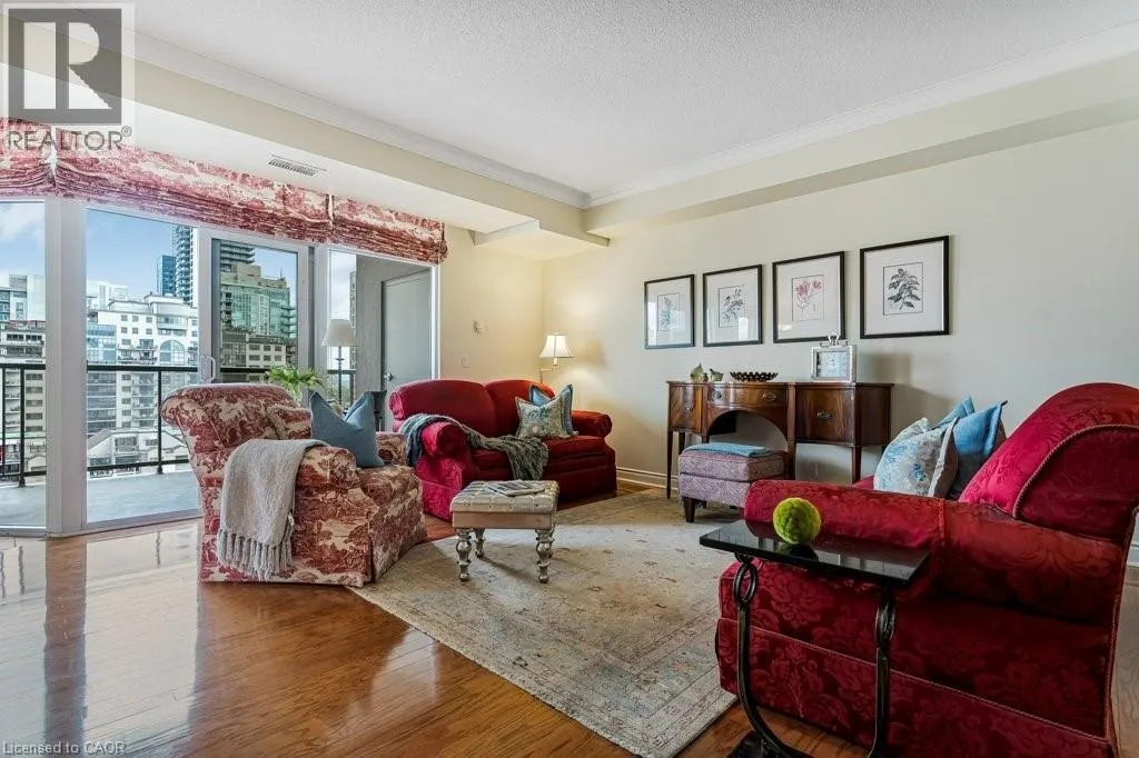 1477 LAKESHORE Road Unit# 702, #702