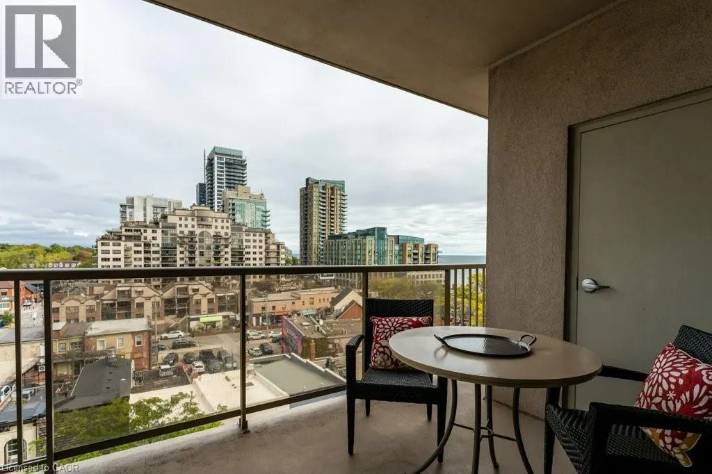 1477 LAKESHORE Road Unit# 702, #702