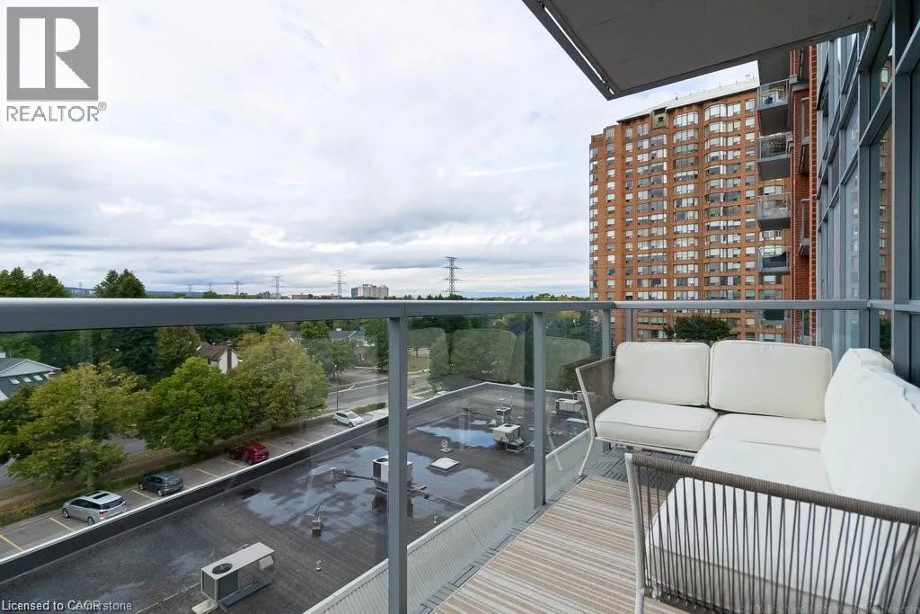 551 MAPLE Avenue Unit# 607, #607