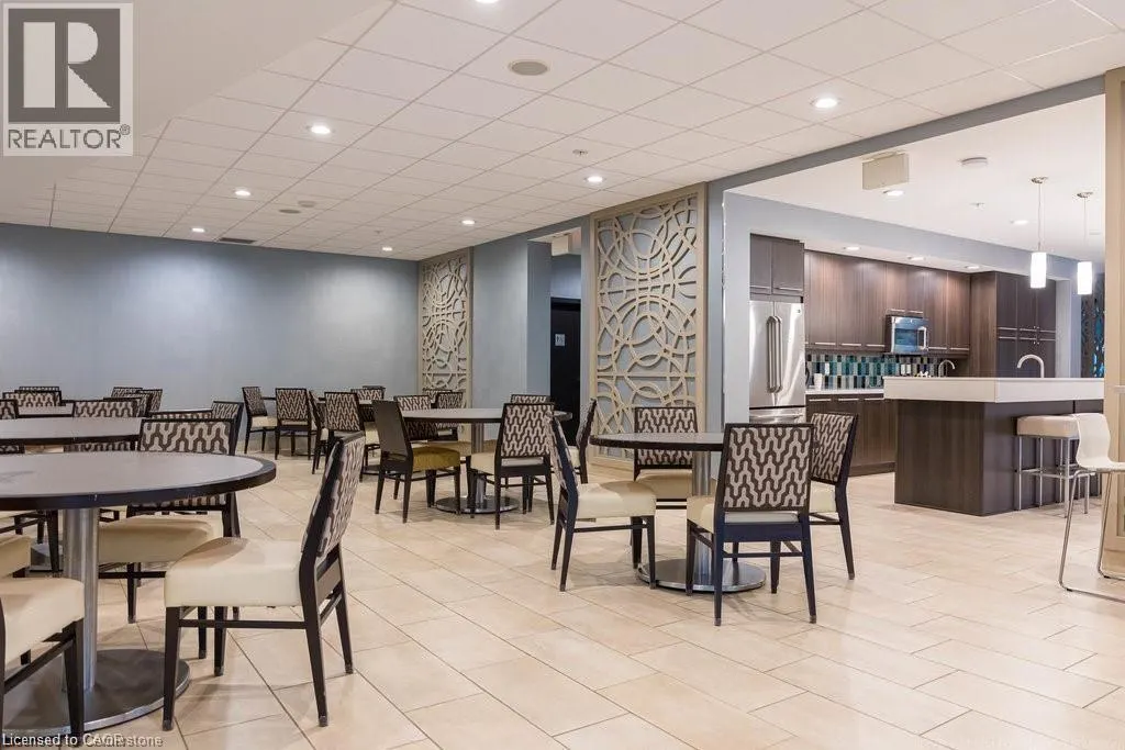 551 MAPLE Avenue Unit# 607, #607