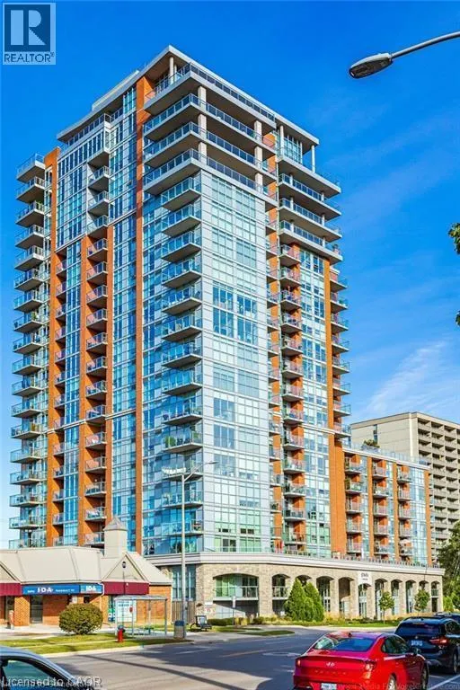 551 MAPLE Avenue Unit# 607, #607
