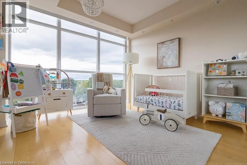 551 MAPLE Avenue Unit# 607, #607