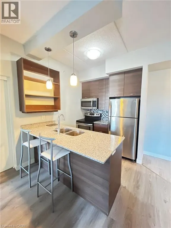318 SPRUCE Street Unit# 1604, #1604