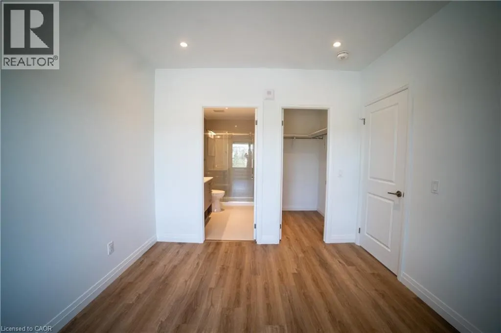 525 NEW DUNDEE Road Unit# 302, #302