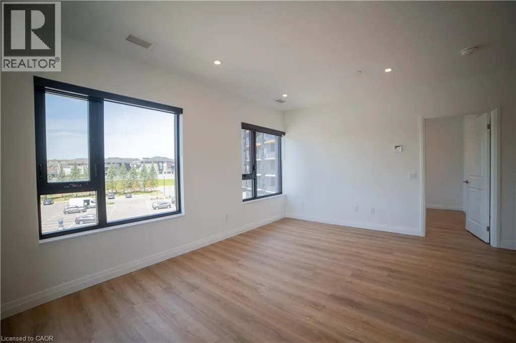 525 NEW DUNDEE Road Unit# 302, #302