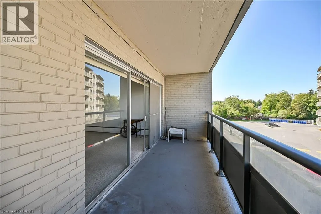 510 QUEENSTON Road Unit# 404, #404