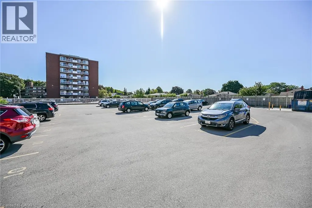 510 QUEENSTON Road Unit# 404, #404