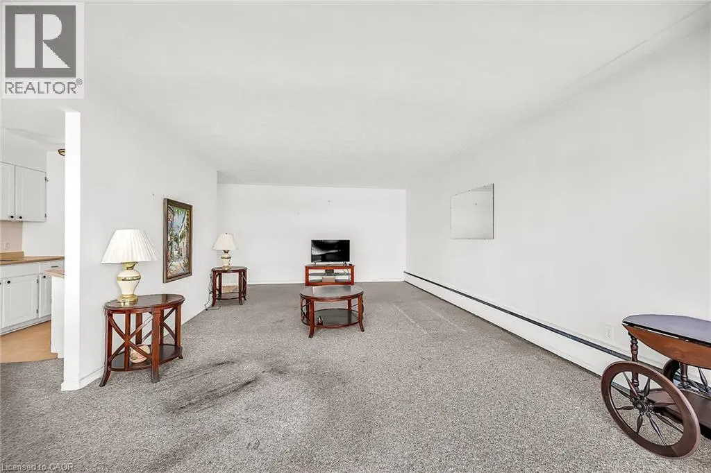 510 QUEENSTON Road Unit# 404, #404