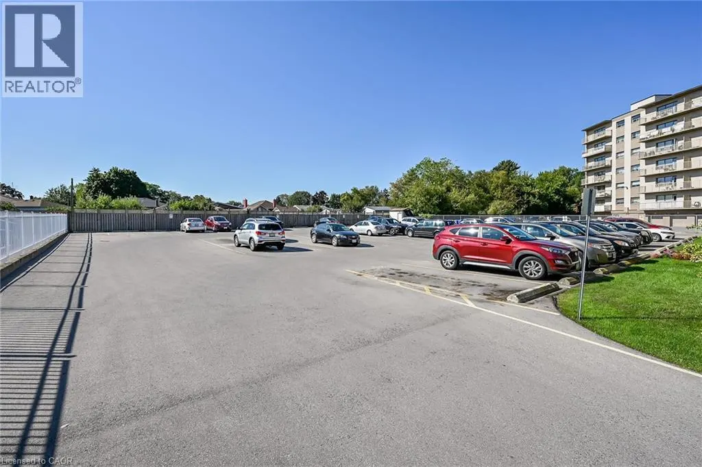 510 QUEENSTON Road Unit# 404, #404