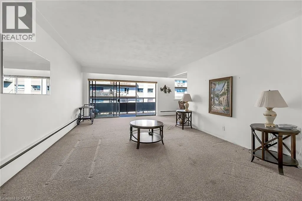 510 QUEENSTON Road Unit# 404, #404