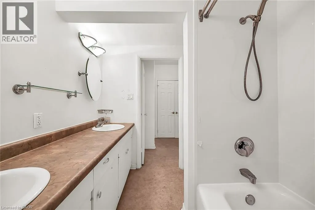 510 QUEENSTON Road Unit# 404, #404