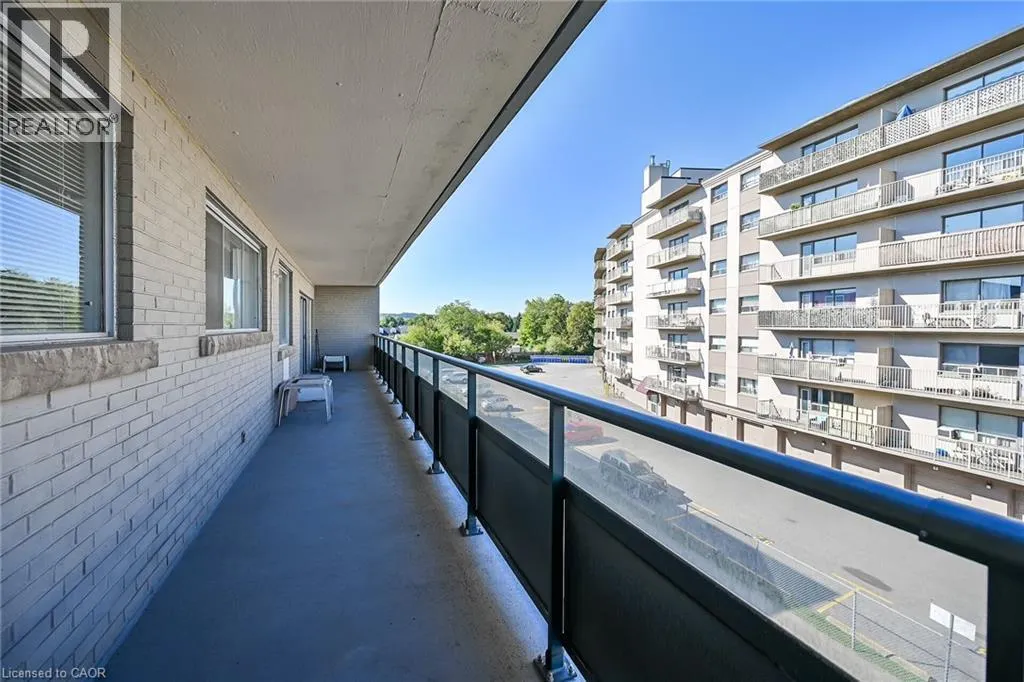 510 QUEENSTON Road Unit# 404, #404