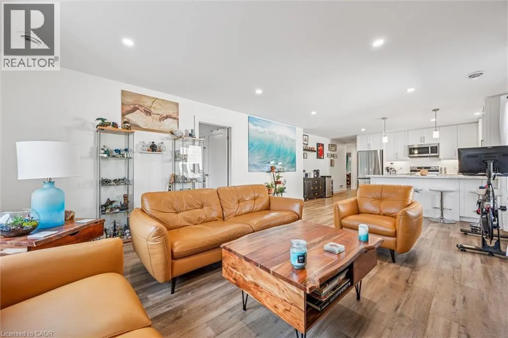 76 SOUTH Drive