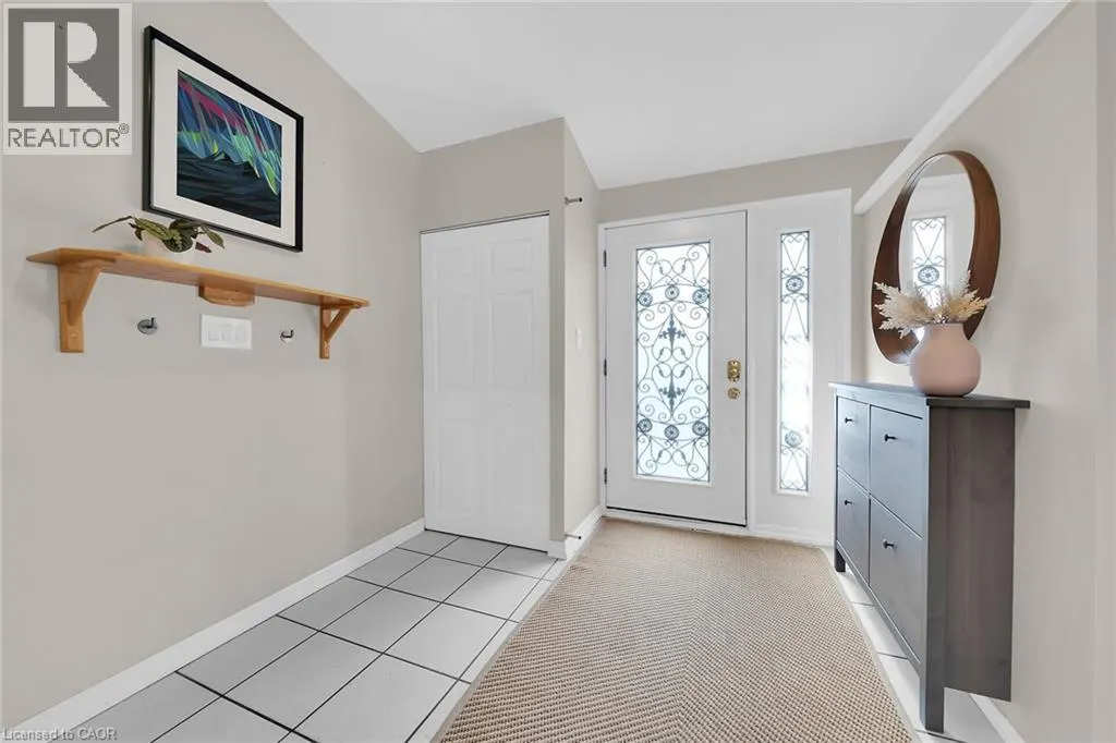 28 PLEASANT Avenue