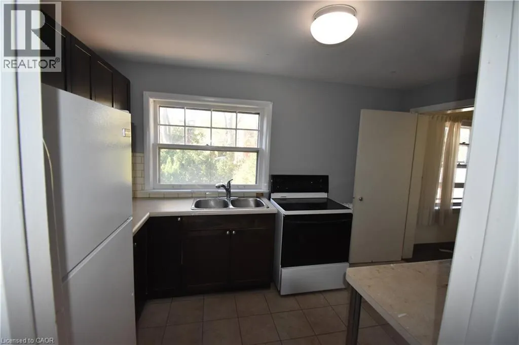 468 BRIDGMAN Avenue Unit# 3, #3