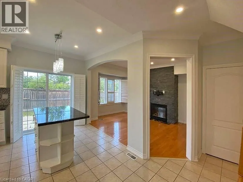 4230 FULLER Crescent