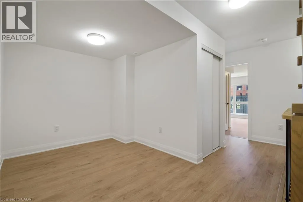30 BURLEIGH Mews