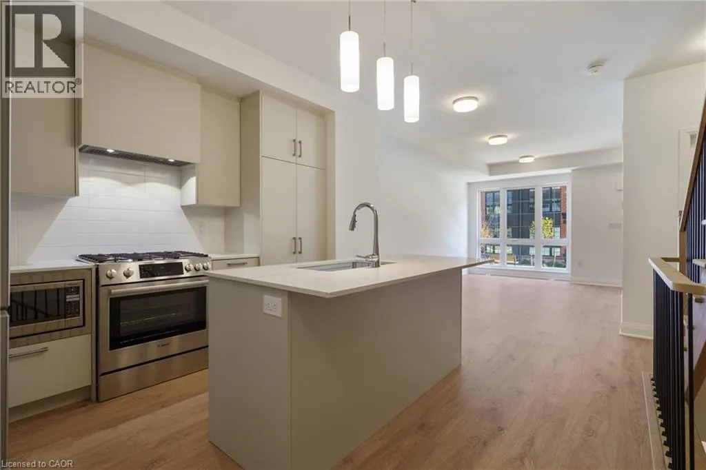 30 BURLEIGH Mews