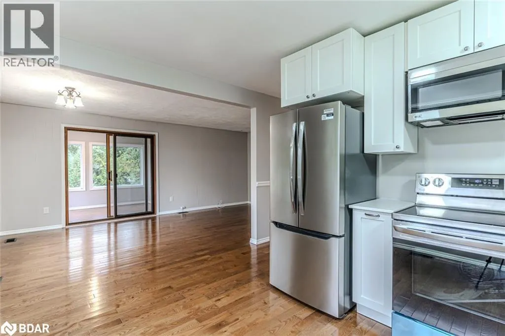 537 HURONIA Road