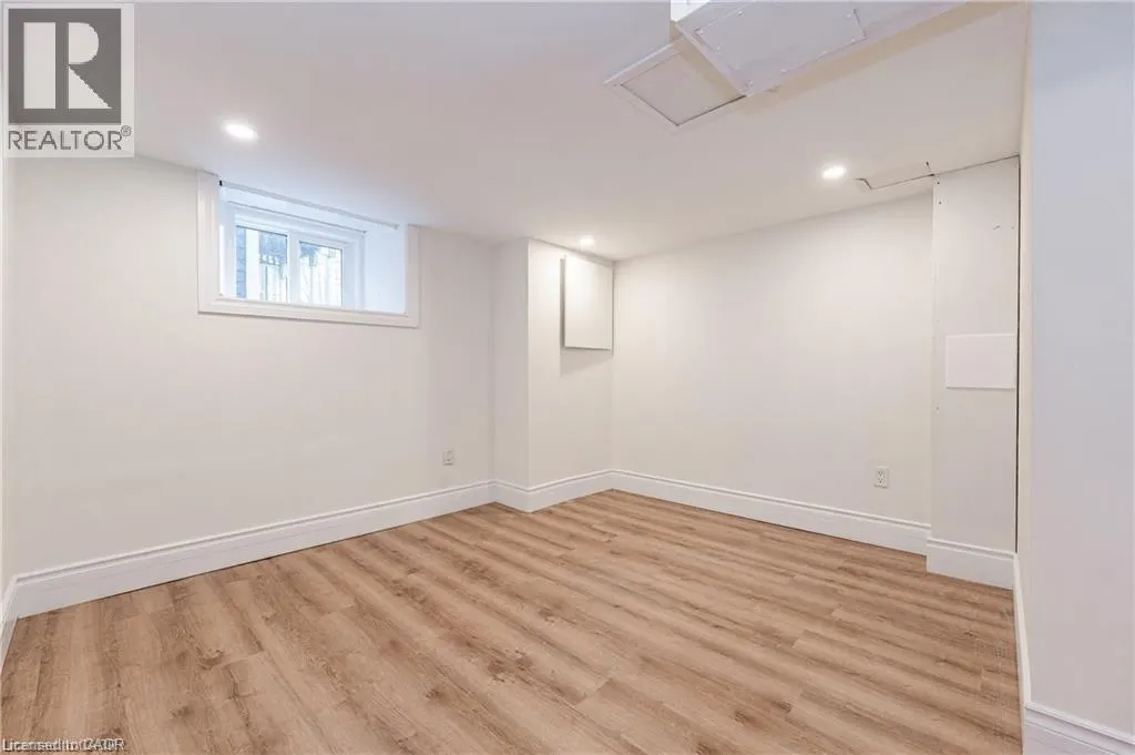 17 HILDA Place