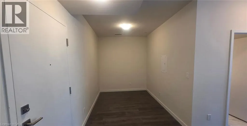 690 KING Street Unit# 221, #221