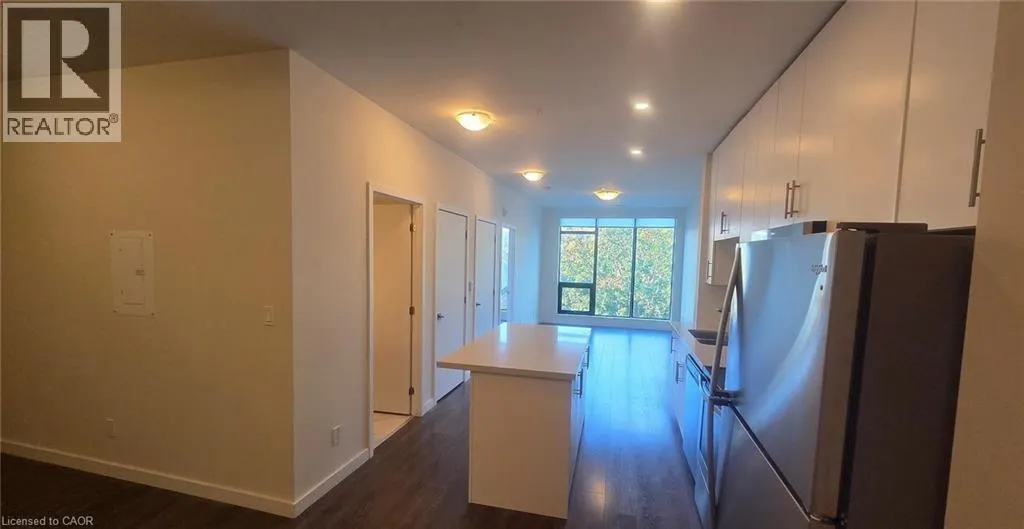 690 KING Street Unit# 221, #221
