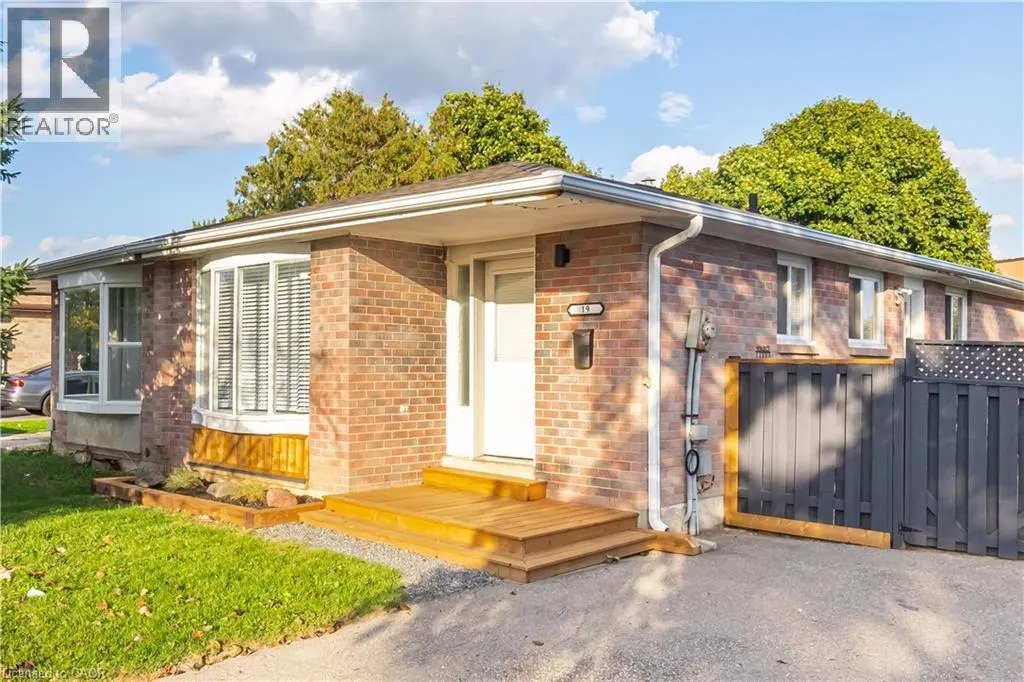 19 JUNIPER Crescent