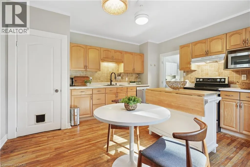 2055 EMBLETON Road