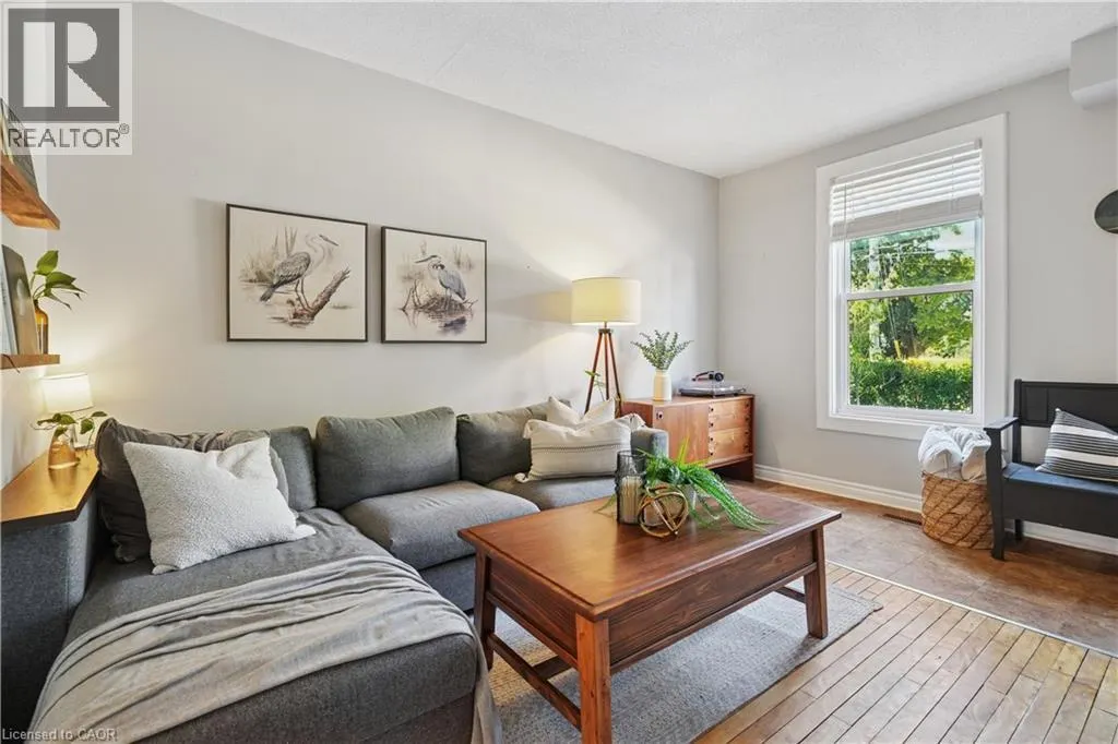 2055 EMBLETON Road