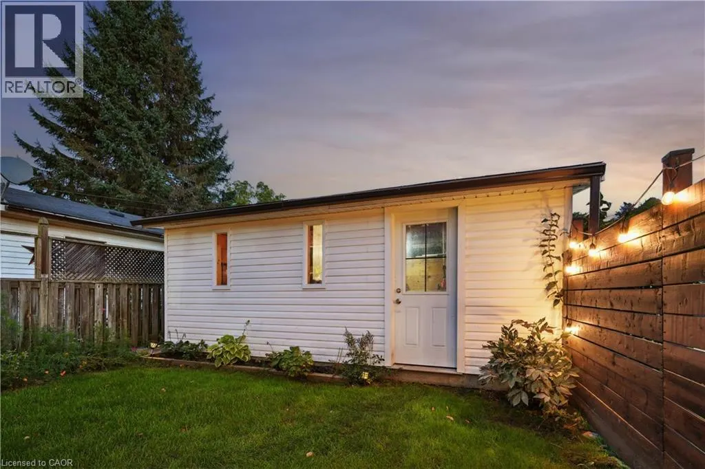 2055 EMBLETON Road