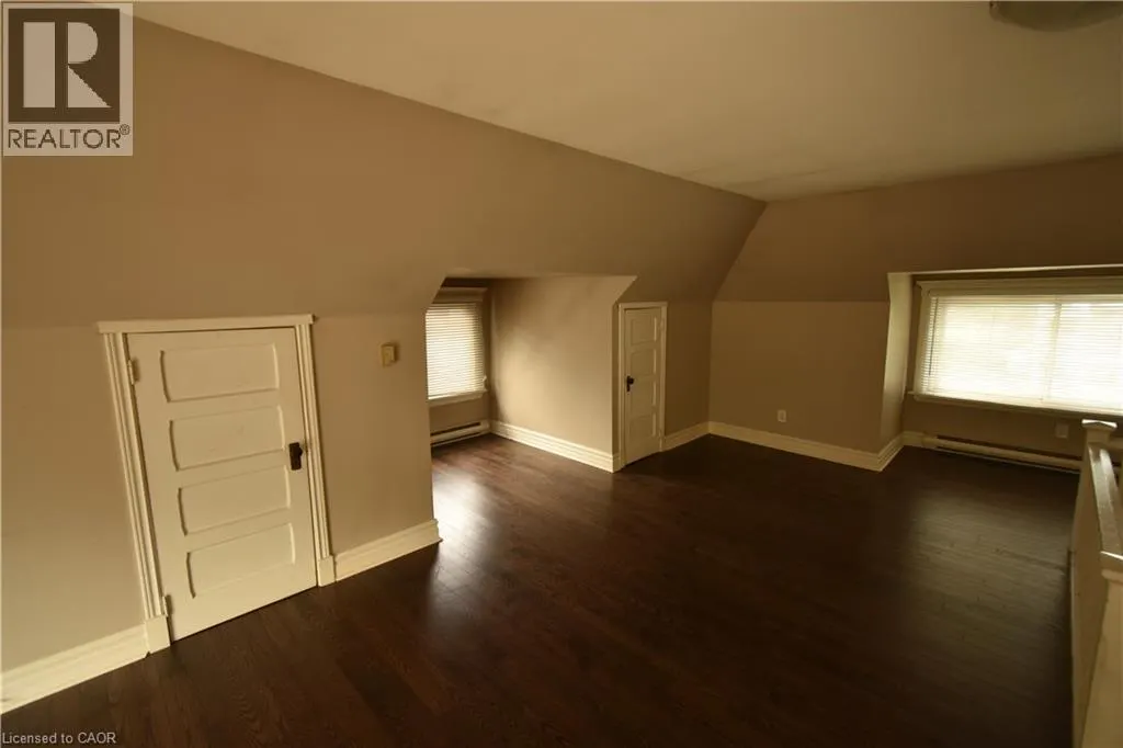 29 MELROSE Avenue S Unit# 1, #1